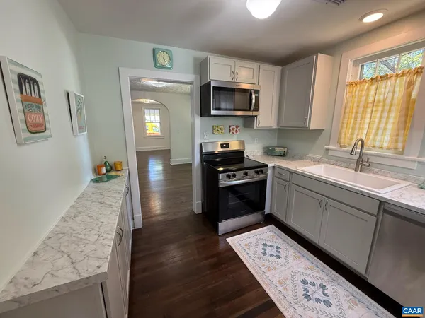 $2,500 | 1227 Blue Ridge Avenue, Crozet, VA 22932