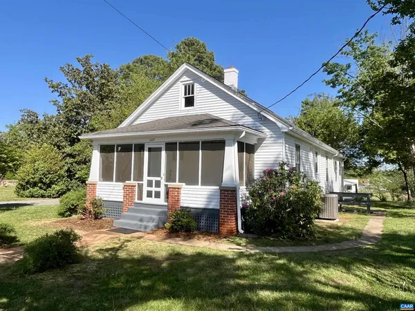 $2,500 | 1227 Blue Ridge Avenue, Crozet, VA 22932