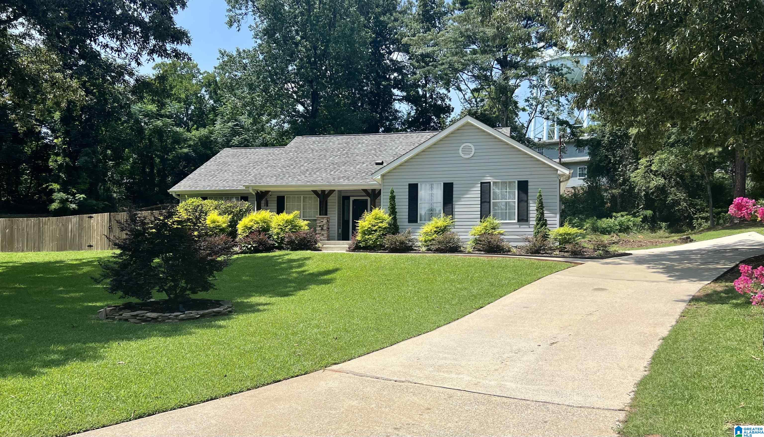 7801 South View Lane Bessemer, AL 35022 - Photo 1 of 26