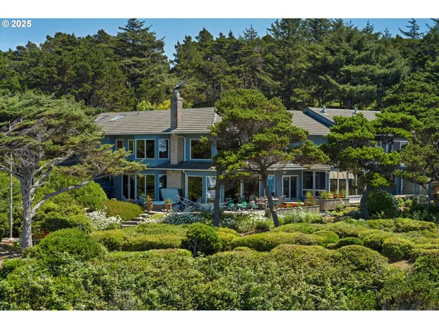 a view of a yard with an outdoor space