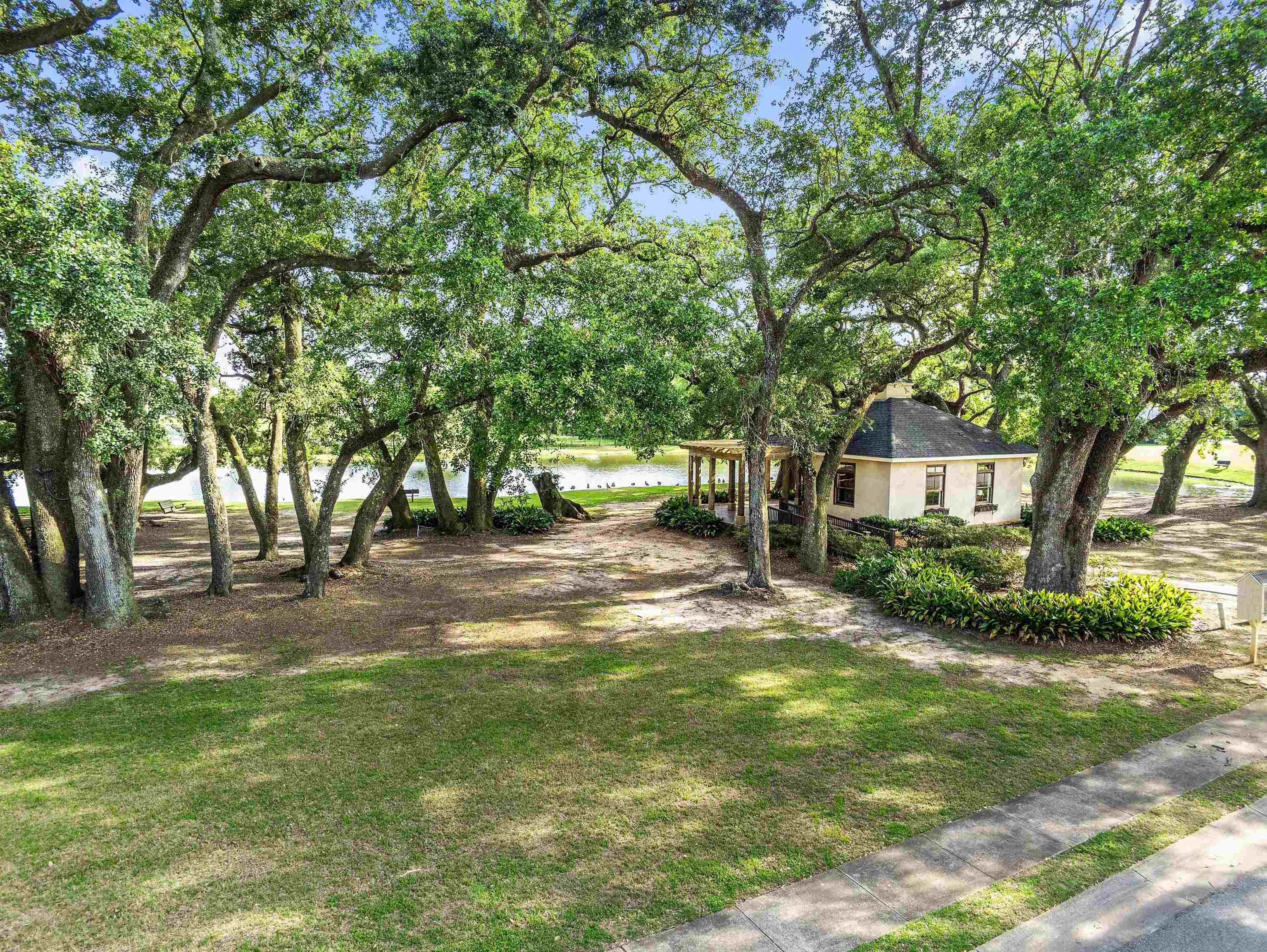 24479 Kipling Court Daphne, AL 36526 - Photo 40 of 41 Yard