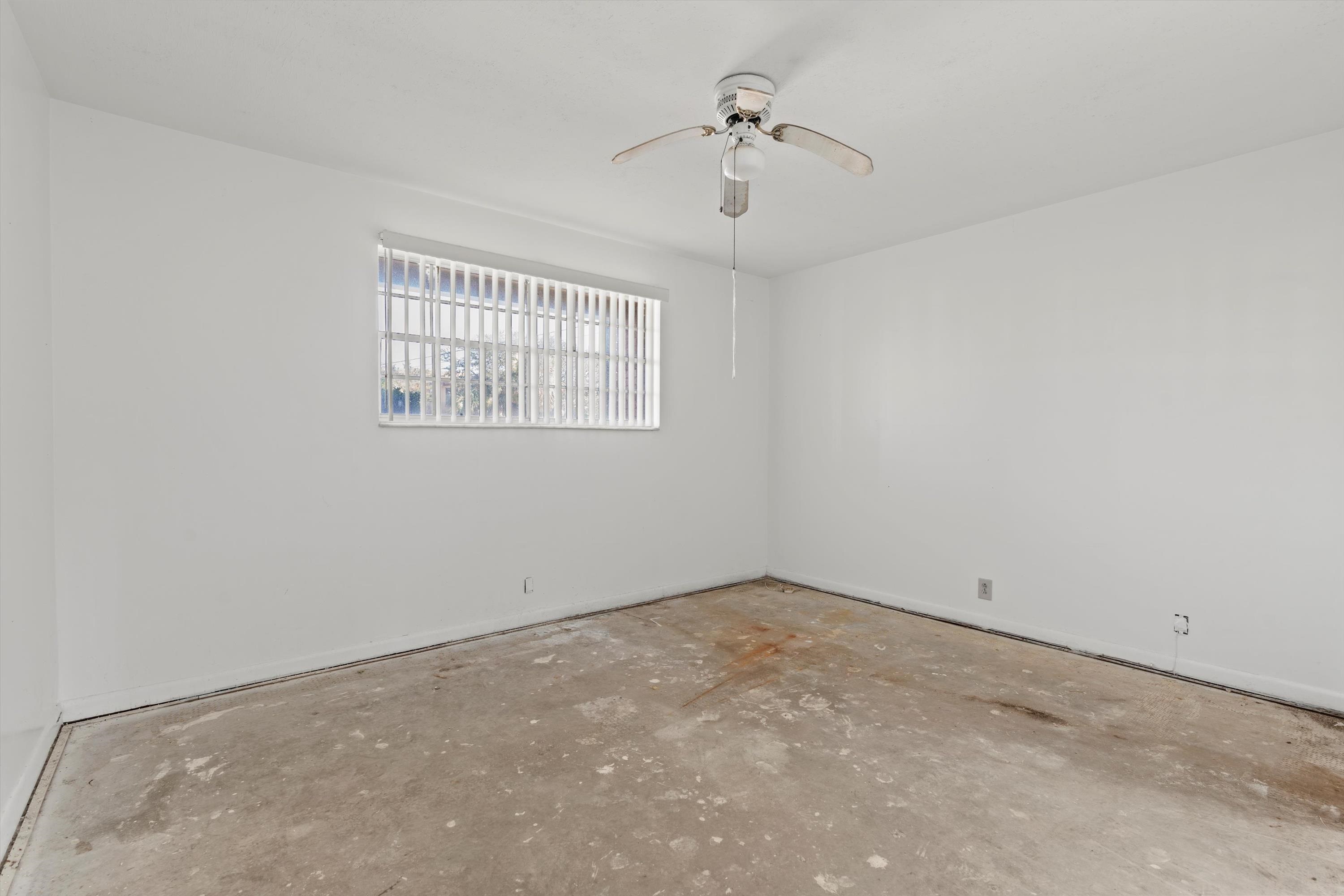 22 Comares Avenue, Unit 5B St. Augustine, FL 32080 - Photo 18 of 23 a view of an empty room with a window