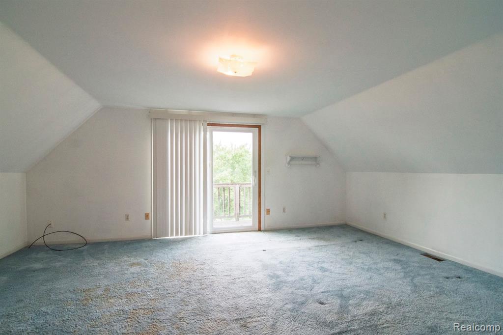 3266 Benstein Road Commerce Township, MI 48382 - Photo 25 of 39 Gallery Image 25