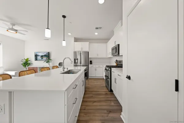 $599,000 | 35164 Grove Trail, Fallbrook, CA 92028