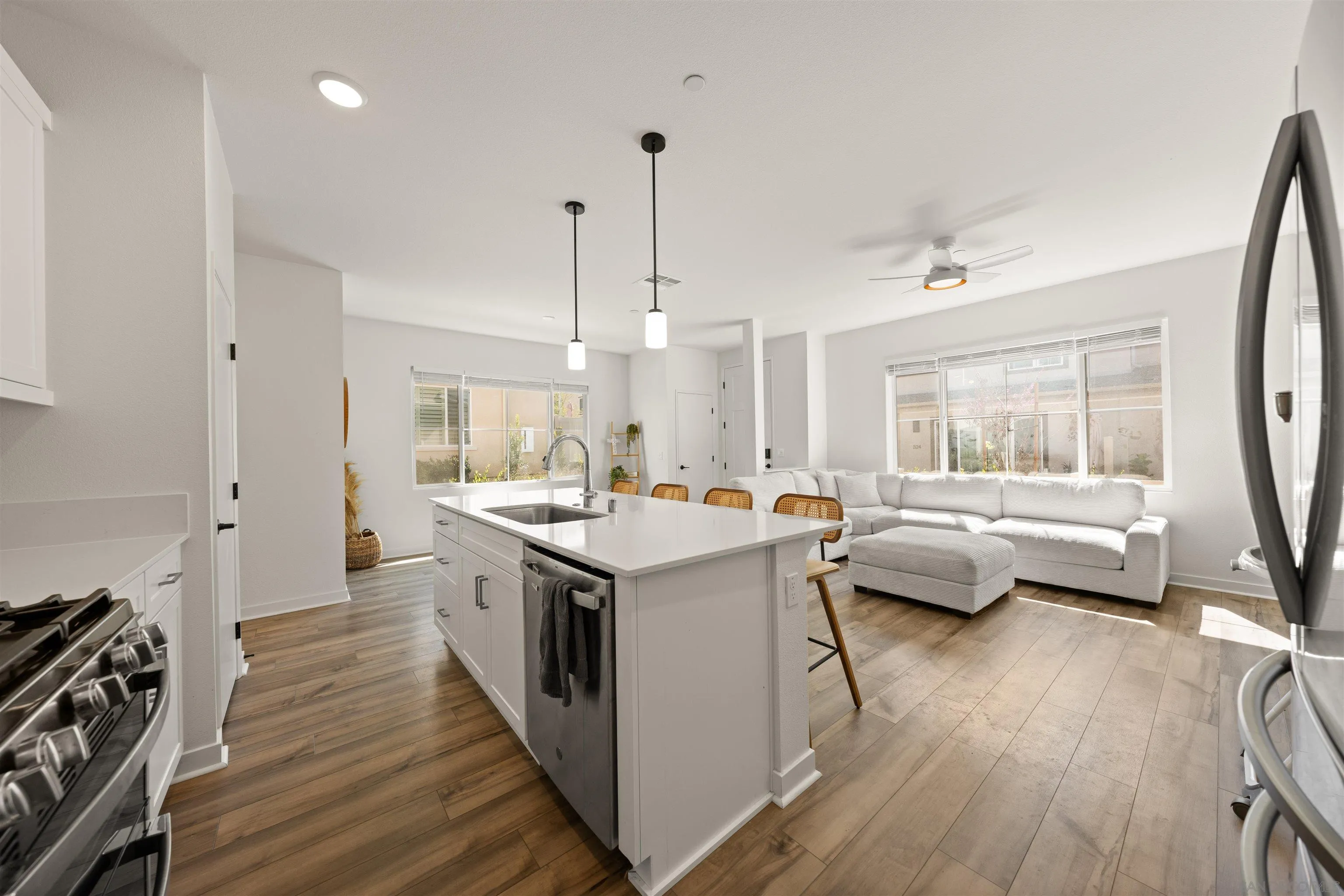 35164 Grove Trail Fallbrook, CA 92028 - Photo 13 of 48