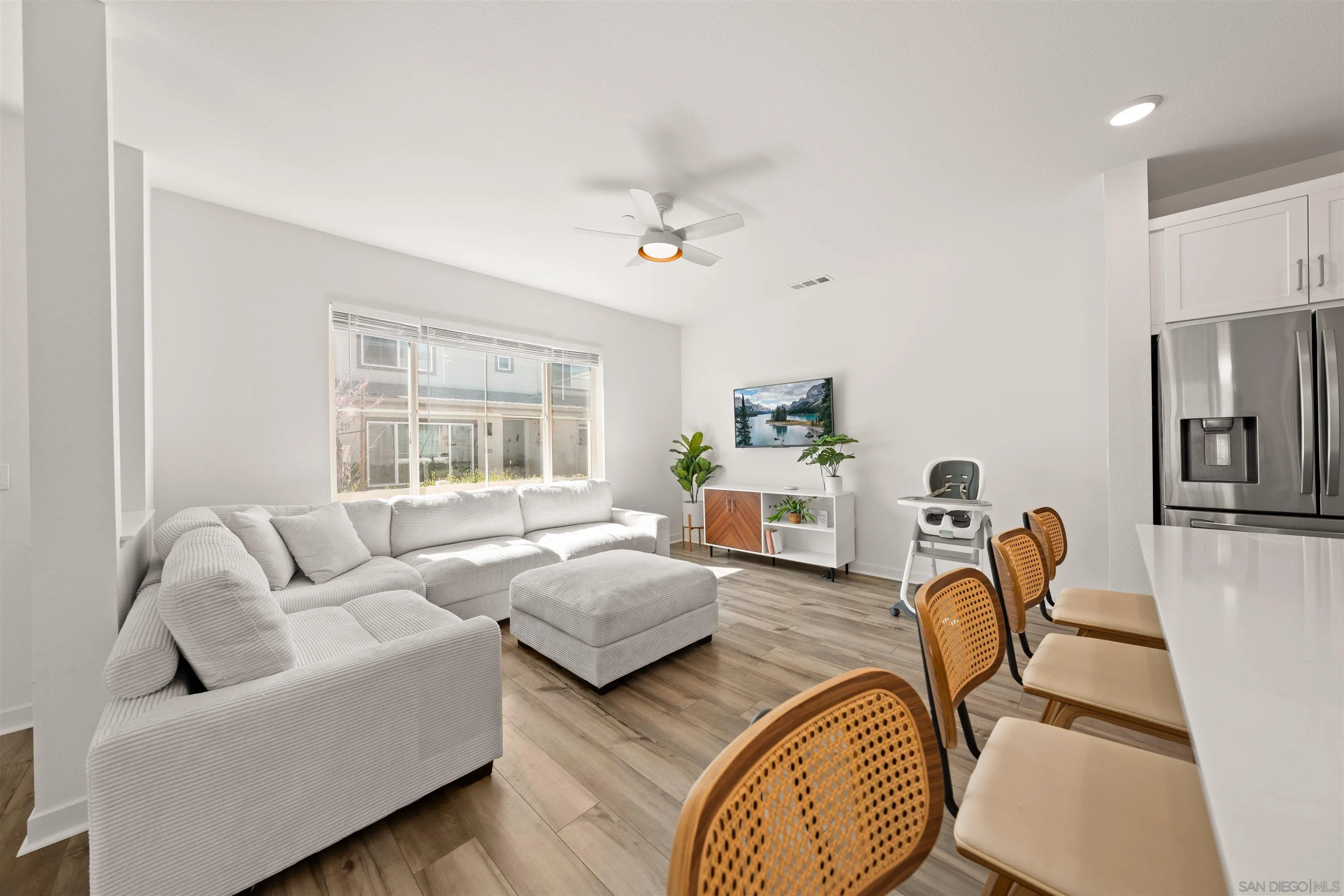 35164 Grove Trail Fallbrook, CA 92028 - Photo 16 of 48