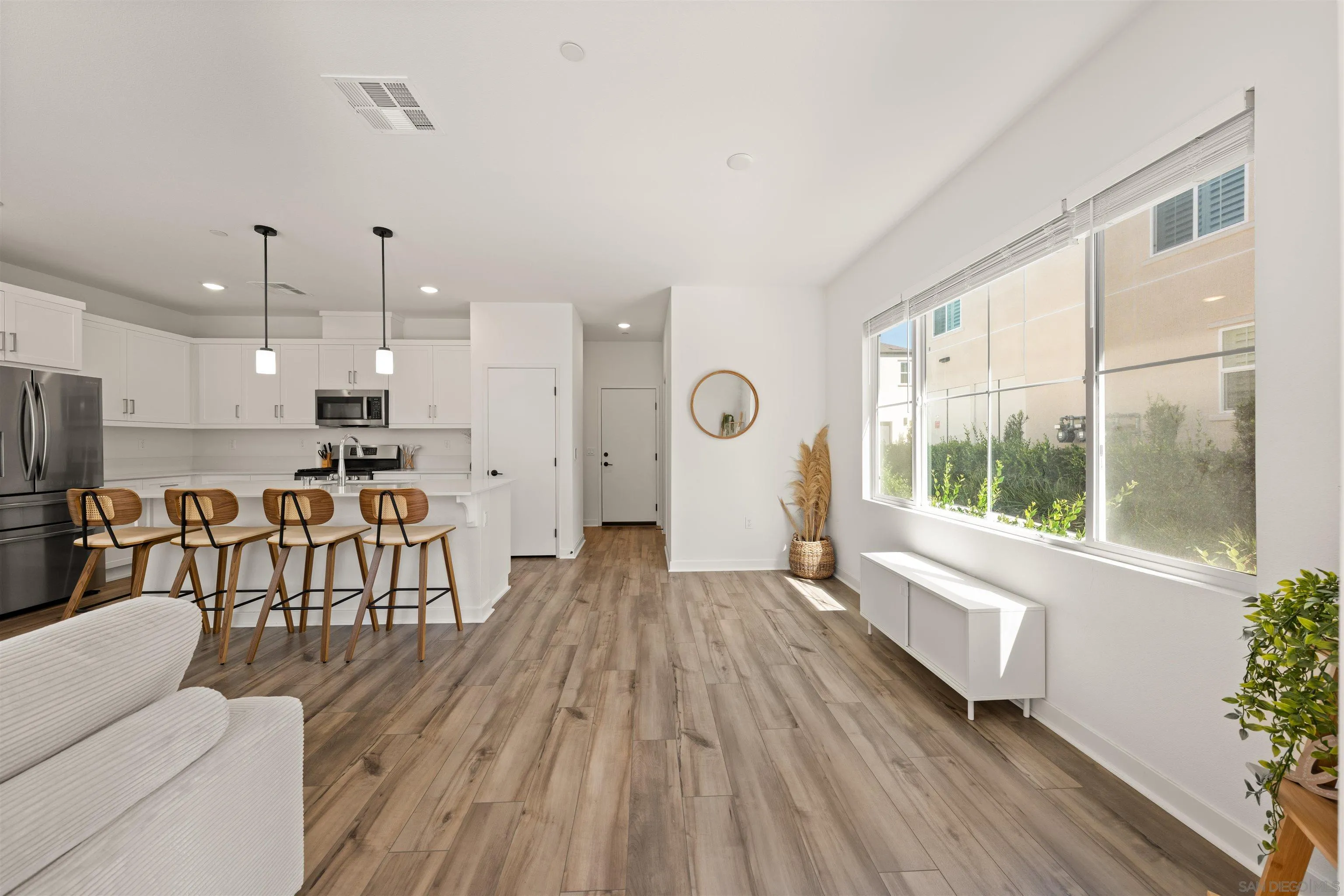 35164 Grove Trail Fallbrook, CA 92028 - Photo 7 of 48