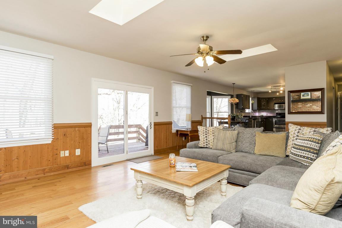 4270 Razor Hill Road Bealeton, VA 22712 - Photo 5 of 30 Family Room
