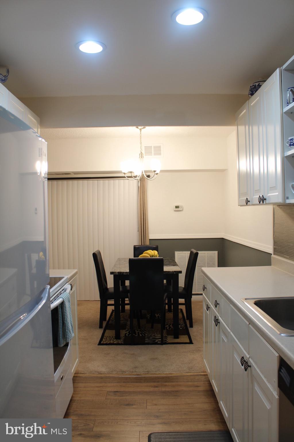 11658 Stoneview Square, Unit 1B Reston, VA 20191 - Photo 4 of 38