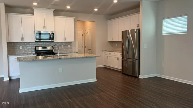 $1,850 | 128 Boone Lake Way, Fuquay-Varina, NC 27526