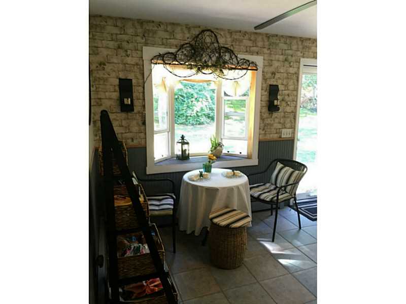 59 Bradford Road Westerly, RI 02808 - Photo 6 of 25 Kitchen. Garden window in KT