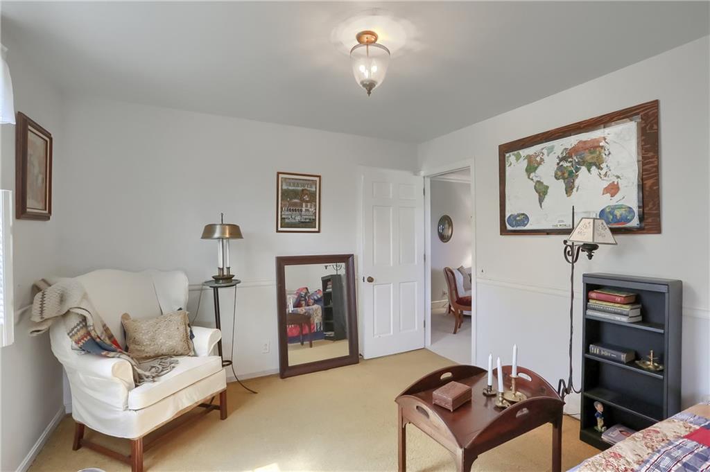 2766 Beaver Grade Road Coraopolis, PA 15108 - Photo 5 of 41 a living room with furniture and a piano
