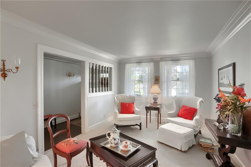 2766 Beaver Grade Road Coraopolis, PA 15108 - Photo 7 of 41 a living room with furniture and a window