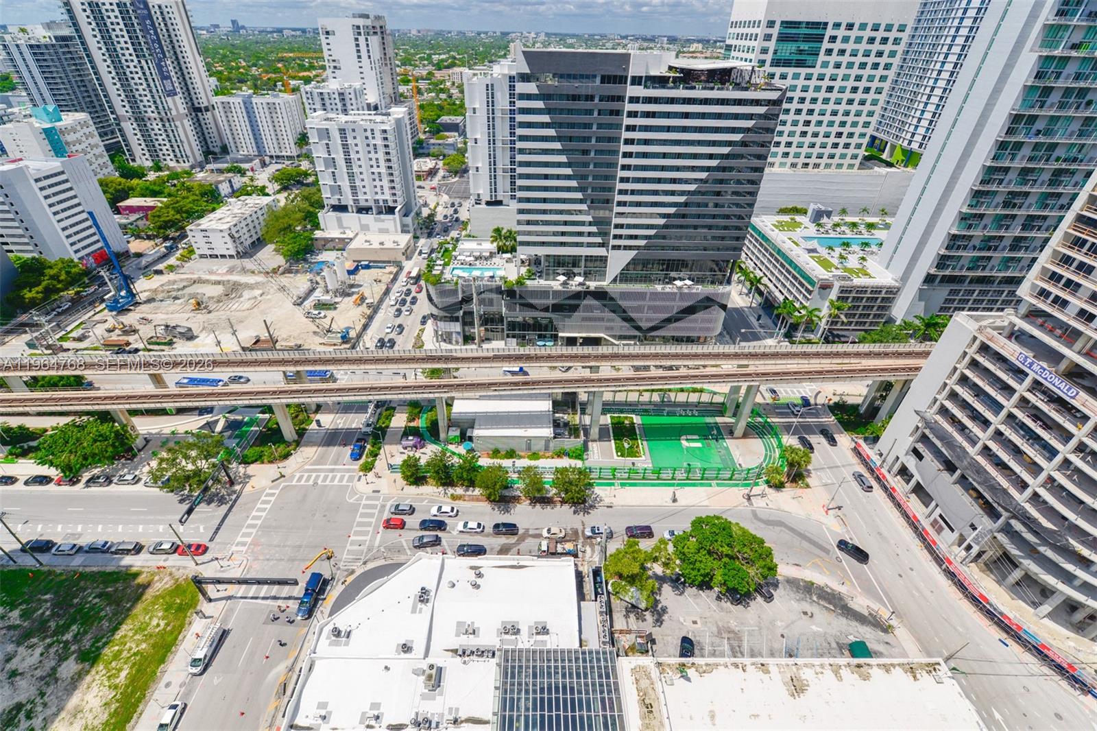 88 Southwest 7th Street, Unit 2204 Miami, FL 33130 - Photo 28 of 63