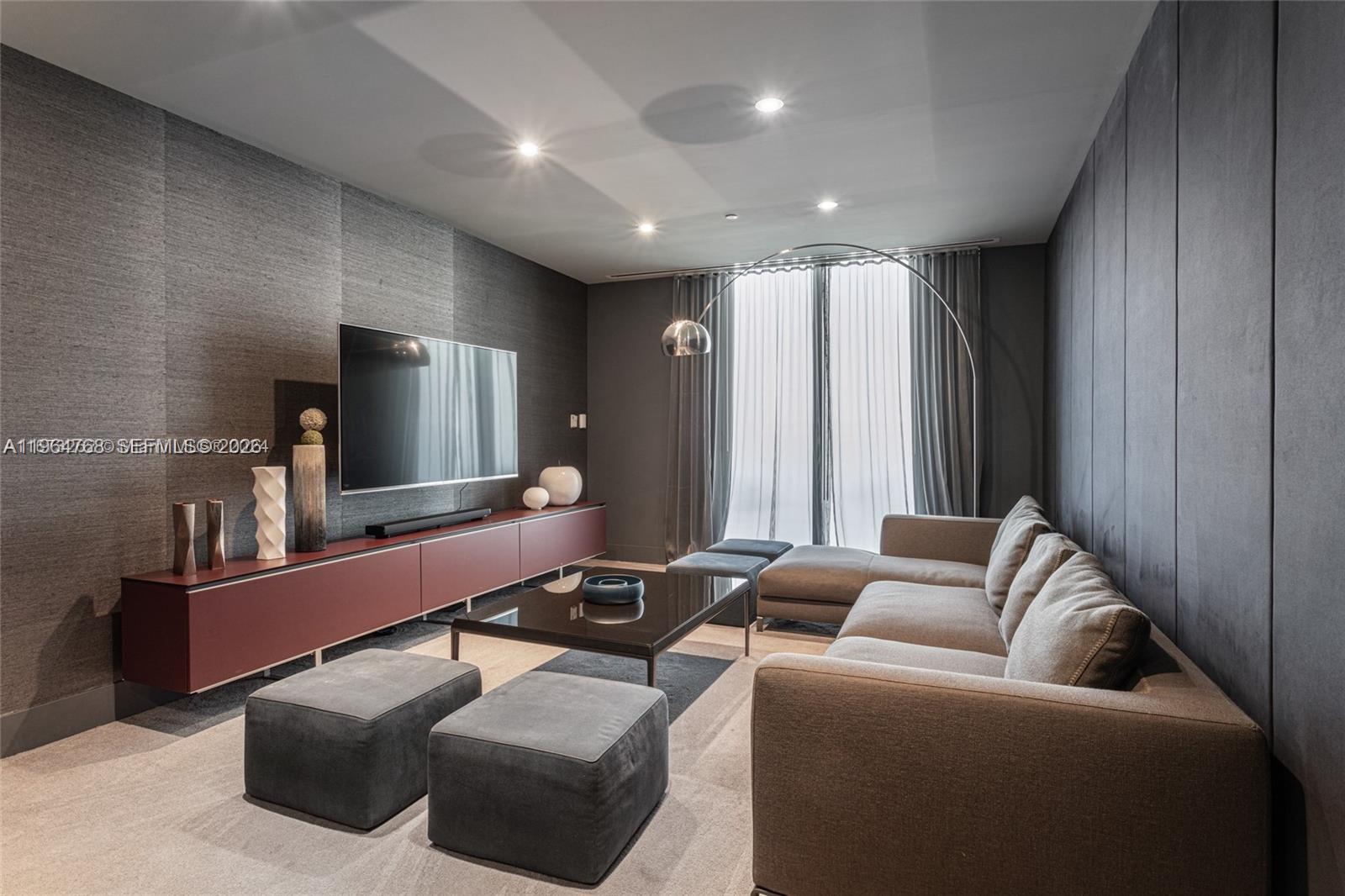 88 Southwest 7th Street, Unit 2204 Miami, FL 33130 - Photo 40 of 63