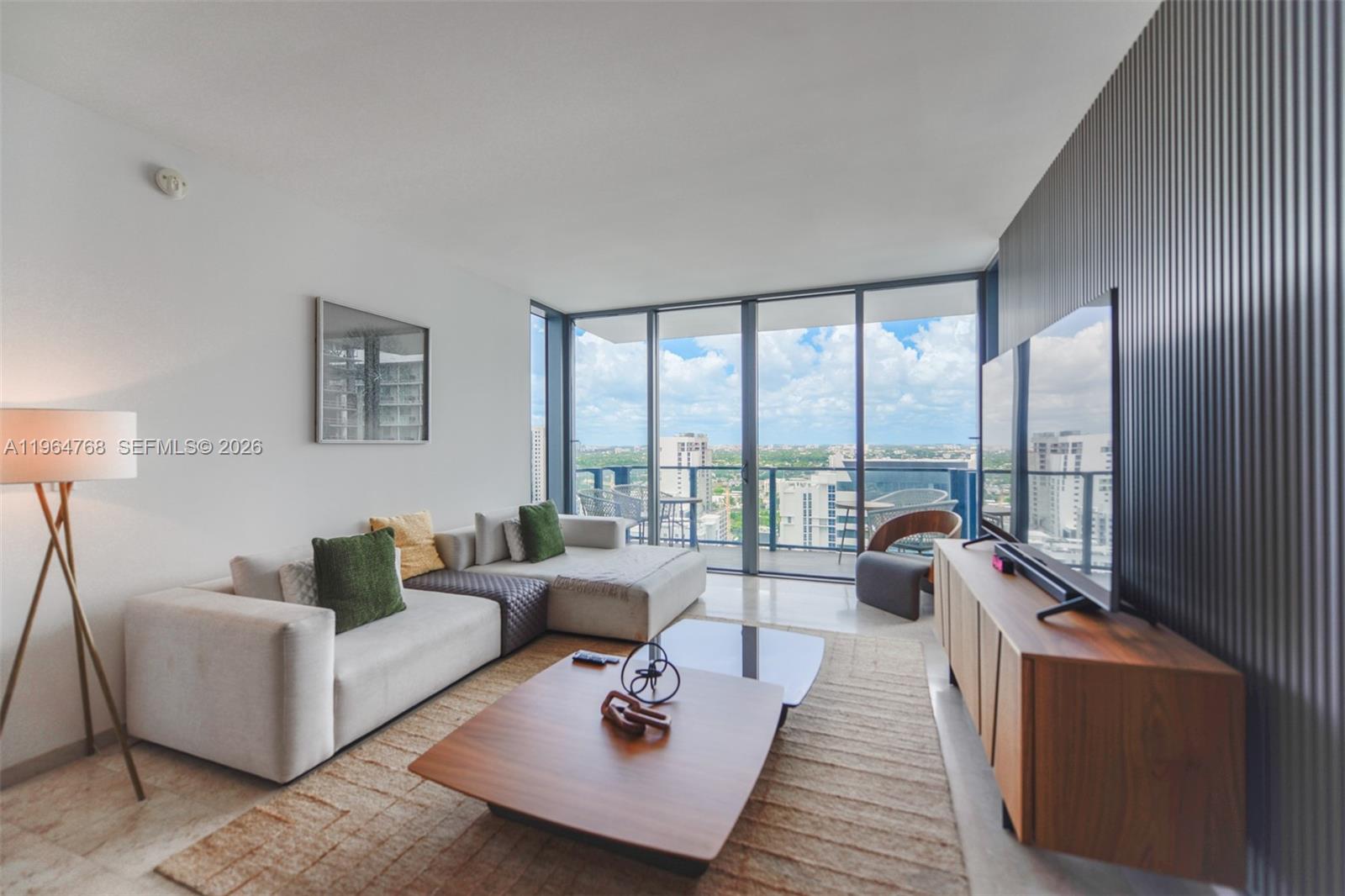 88 Southwest 7th Street, Unit 2204 Miami, FL 33130 - Photo 6 of 63