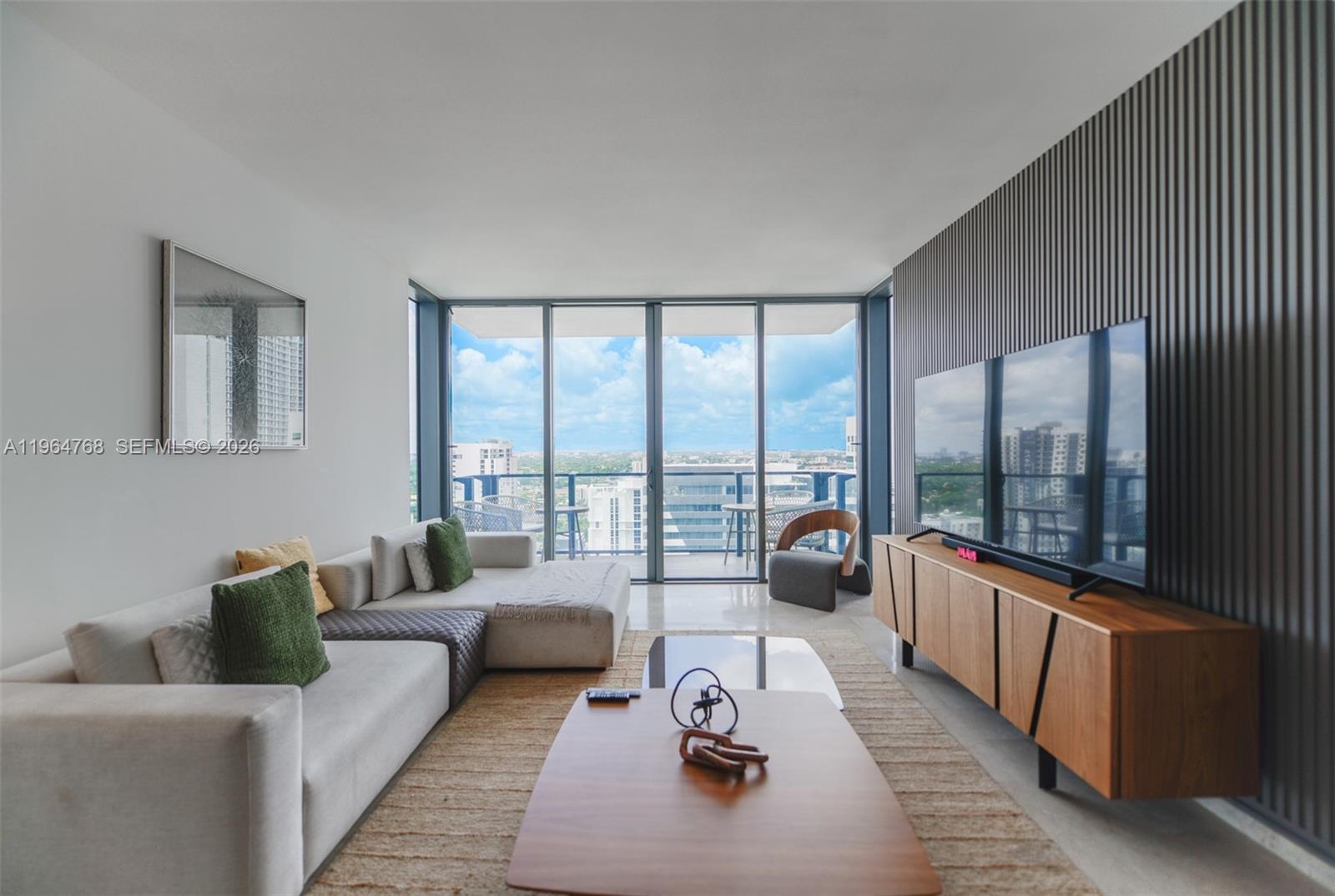 88 Southwest 7th Street, Unit 2204 Miami, FL 33130 - Photo 7 of 63