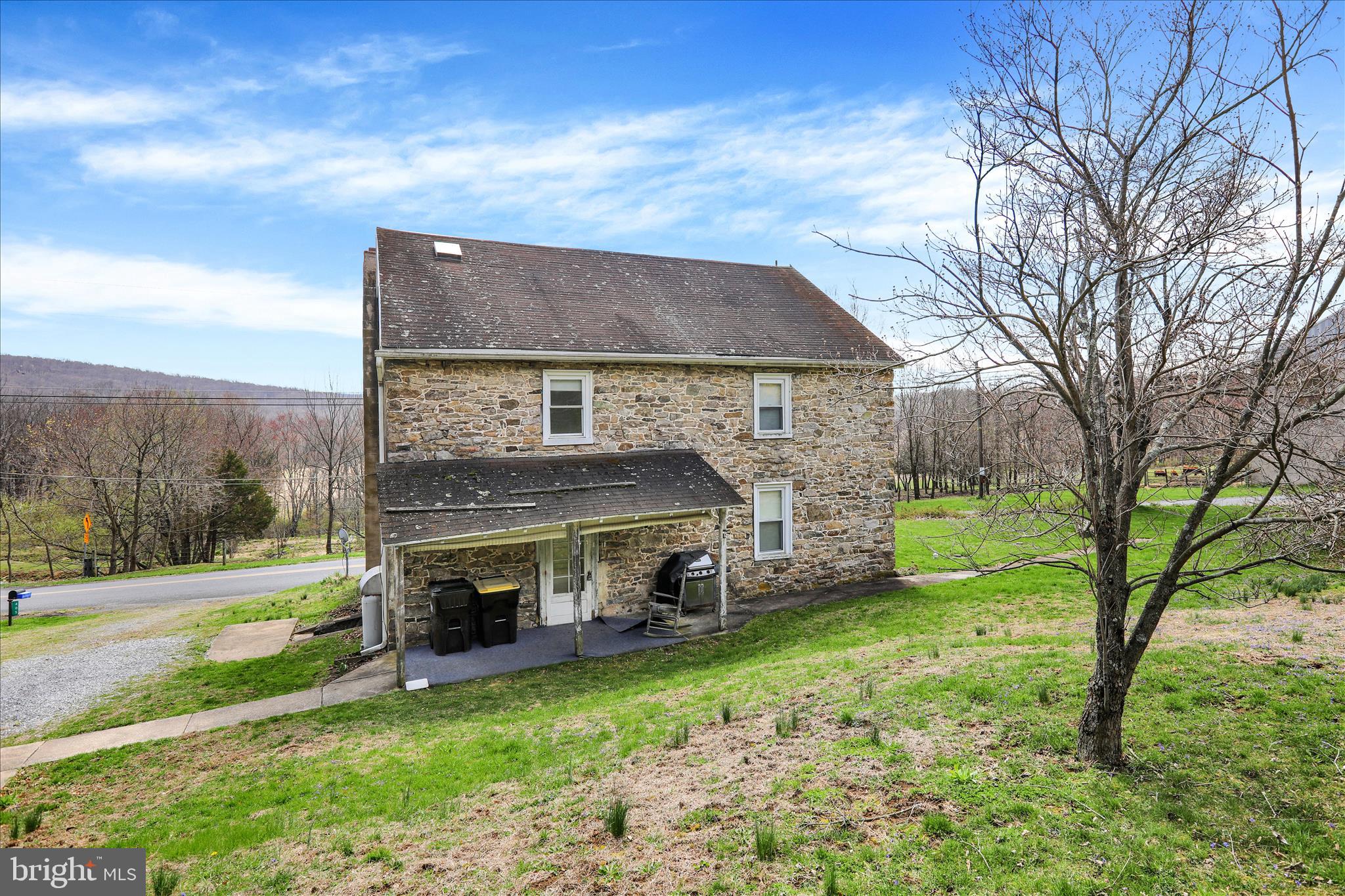 405 Oysterdale Road Boyertown, PA 19512 - Photo 18 of 44 360_4998