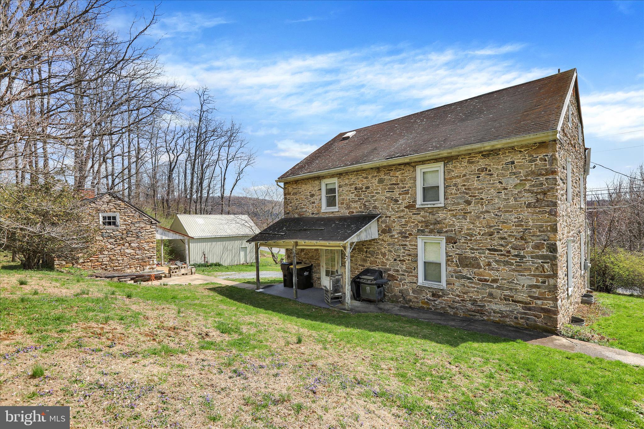 405 Oysterdale Road Boyertown, PA 19512 - Photo 19 of 44 360_5003