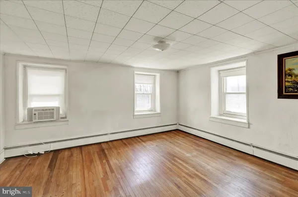 $350,000 | 405 Oysterdale Road, Boyertown, PA 19512