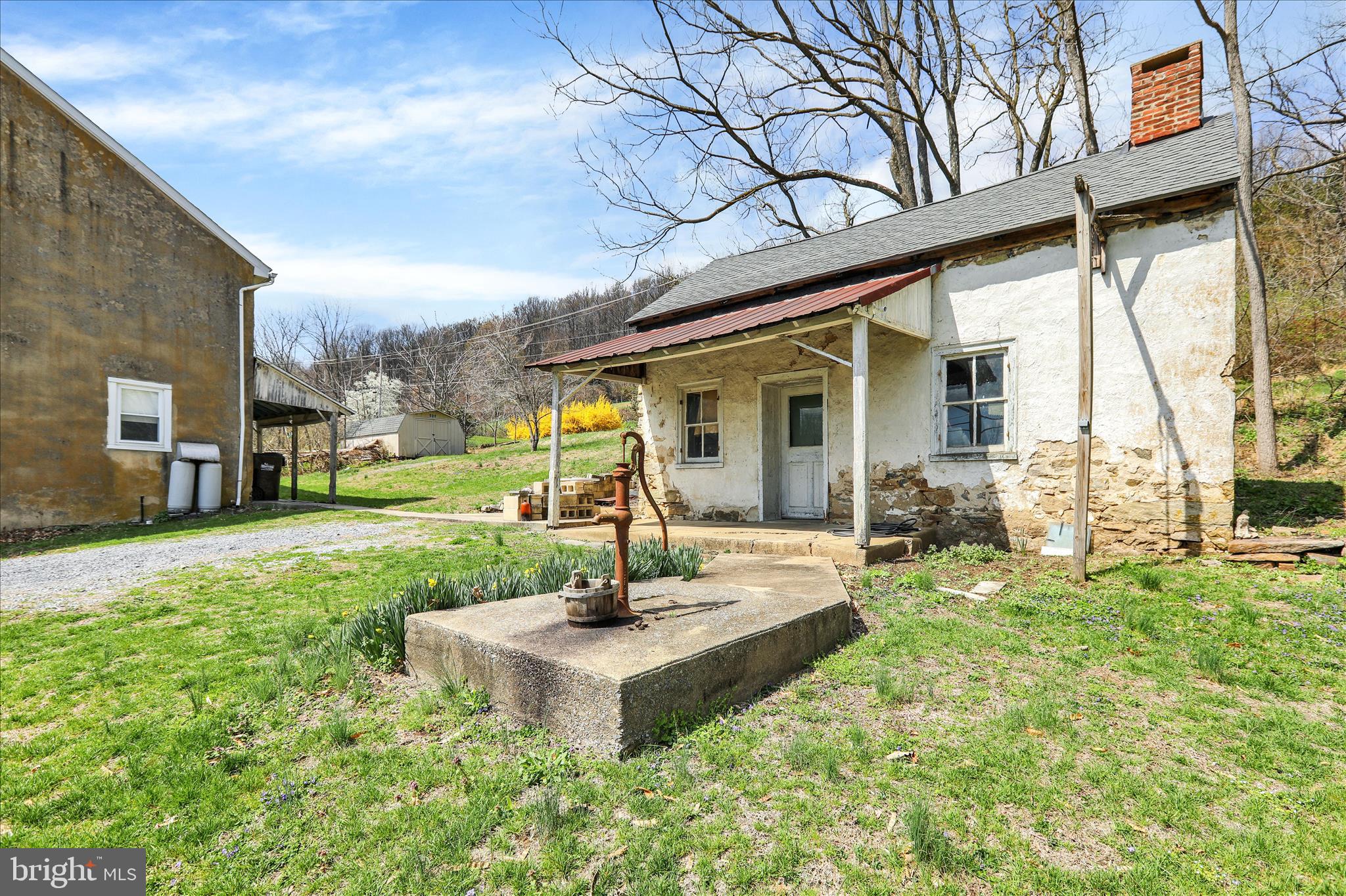 405 Oysterdale Road Boyertown, PA 19512 - Photo 5 of 44 360_4938