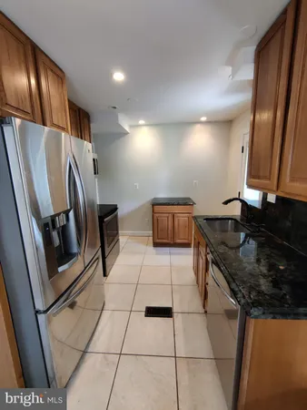 $2,750 | 5942 Williamsburg Road, Alexandria, VA 22303