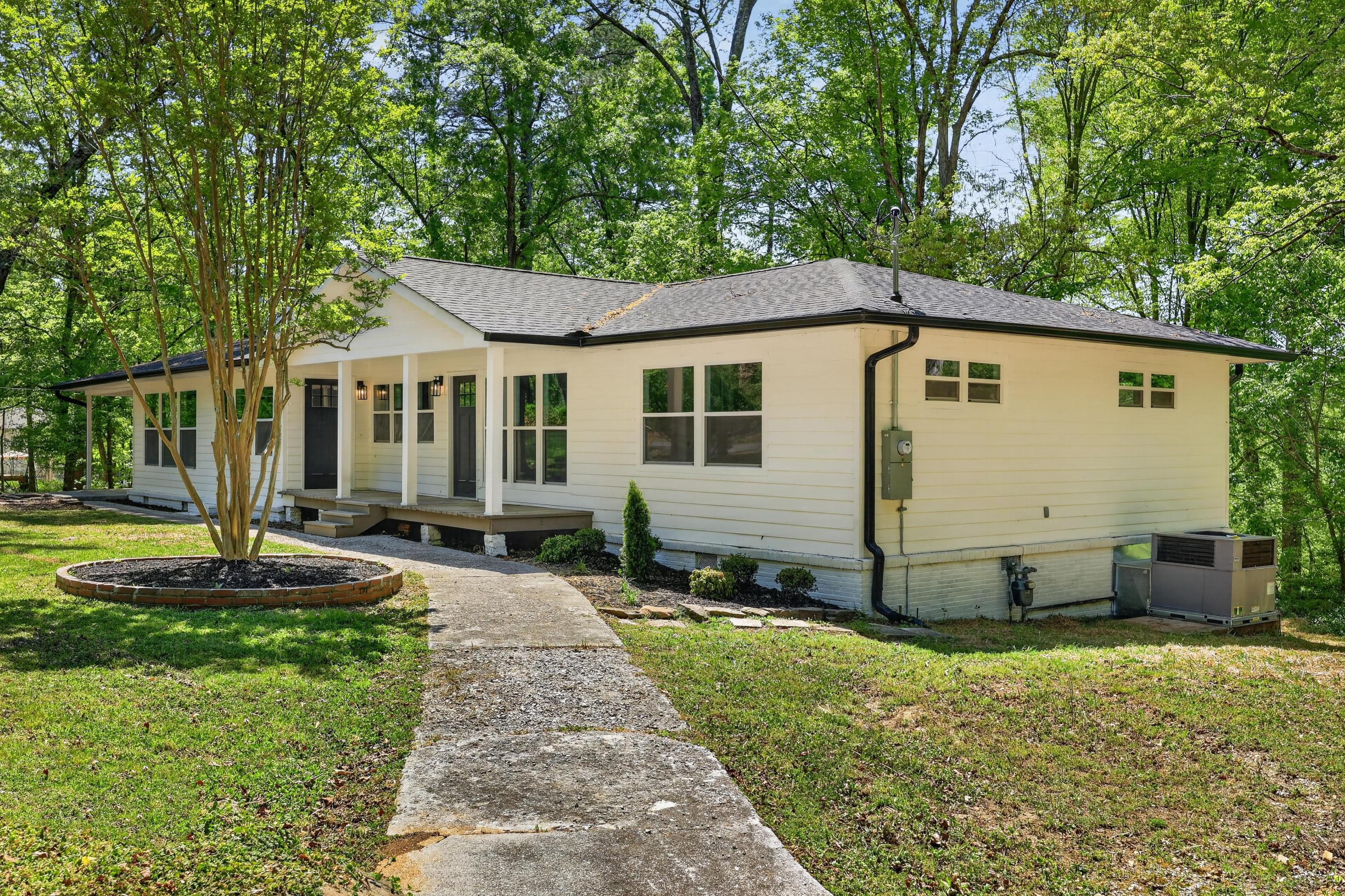 501 1st Street LaFayette, GA 30728 - Photo 2 of 32 2026_04_April_501_1st_St_0001