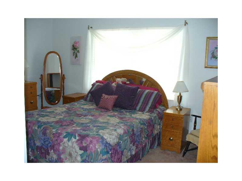 312 Carson Street Springdale, PA 15144 - Photo 6 of 23 Master Bedroom.