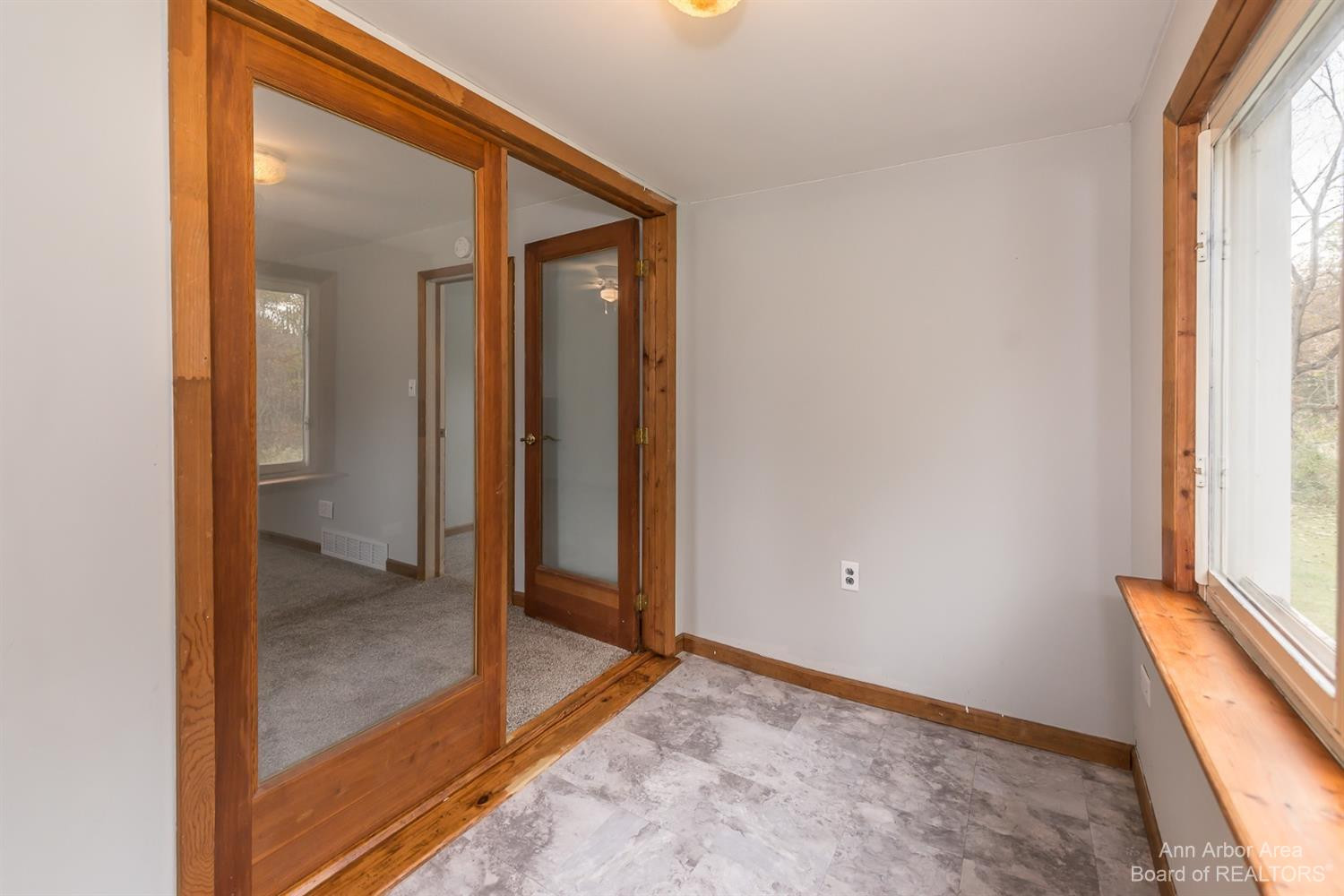 45050 Dunn Road Belleville, MI 48111 - Photo 11 of 34 Photo 11