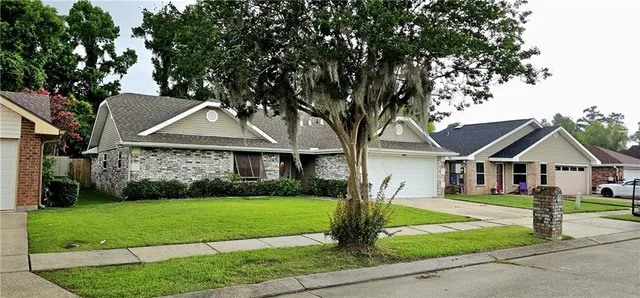 $259,900 | 2641 Long Branch Drive, Marrero, LA 70072