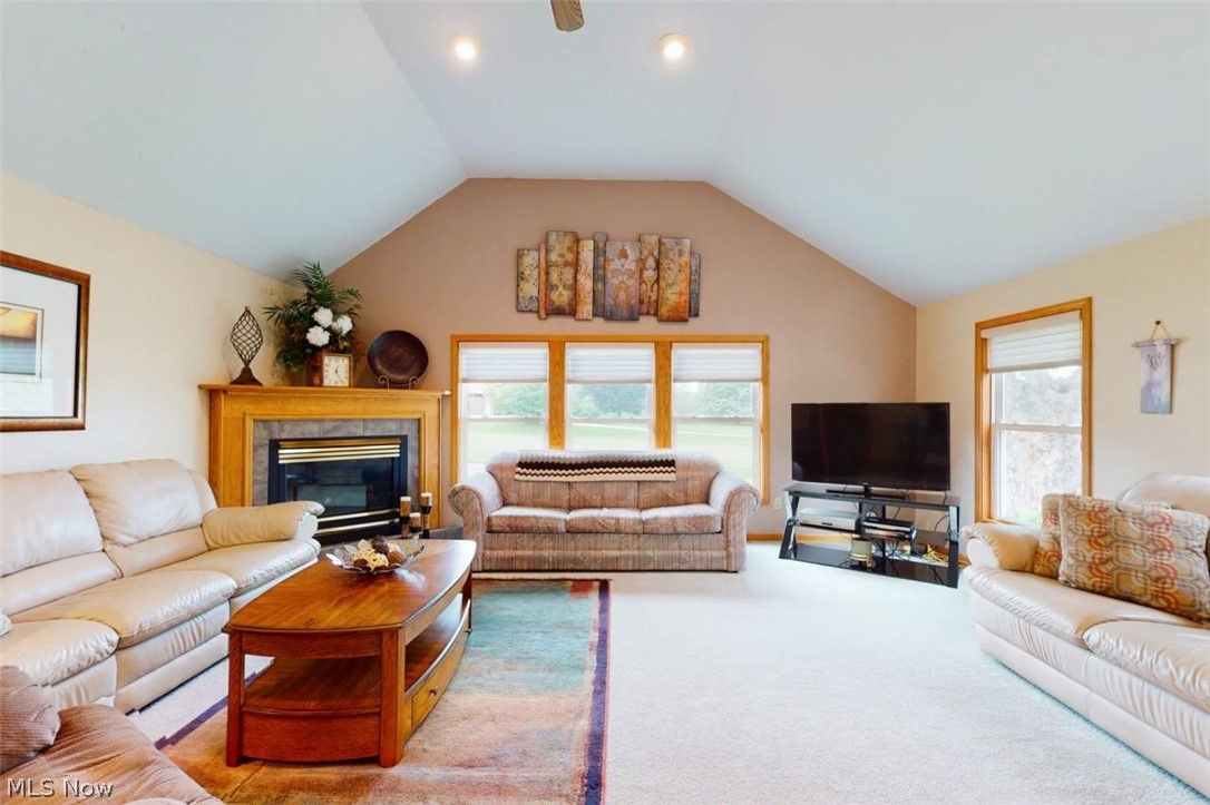 10886 Prouty Road Painesville, OH 44077 - Photo 14 of 22 Great Room 1