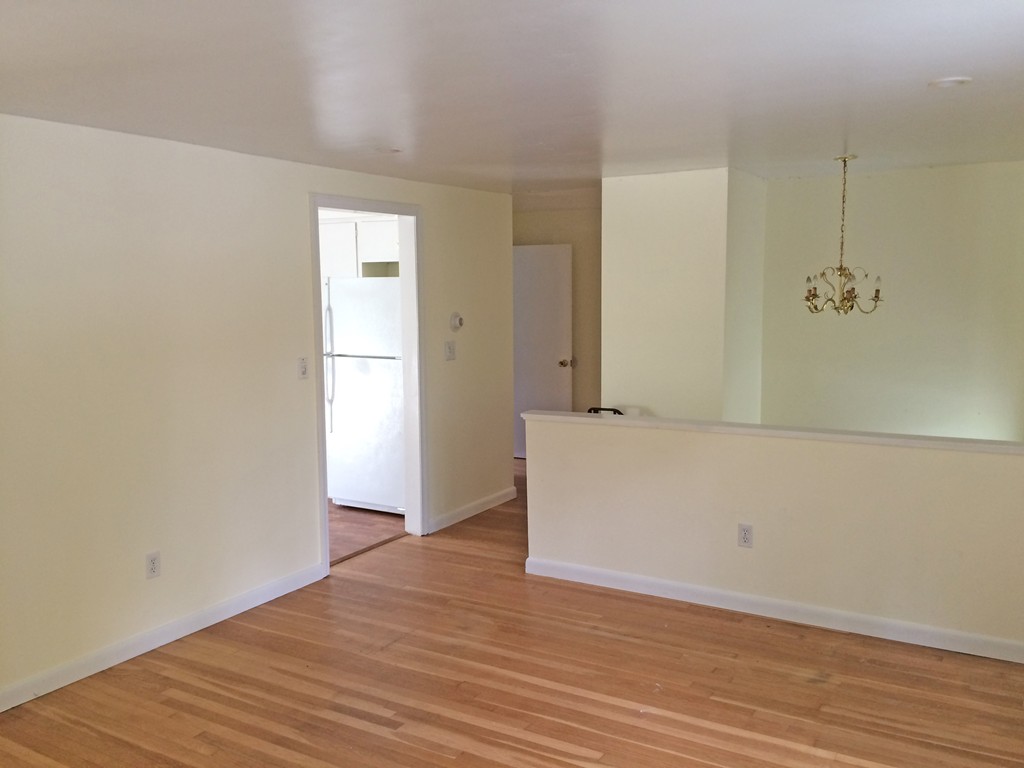10 Old Meetinghouse Road Townsend, MA 01469 - Photo 5 of 11 Gallery Image 5
