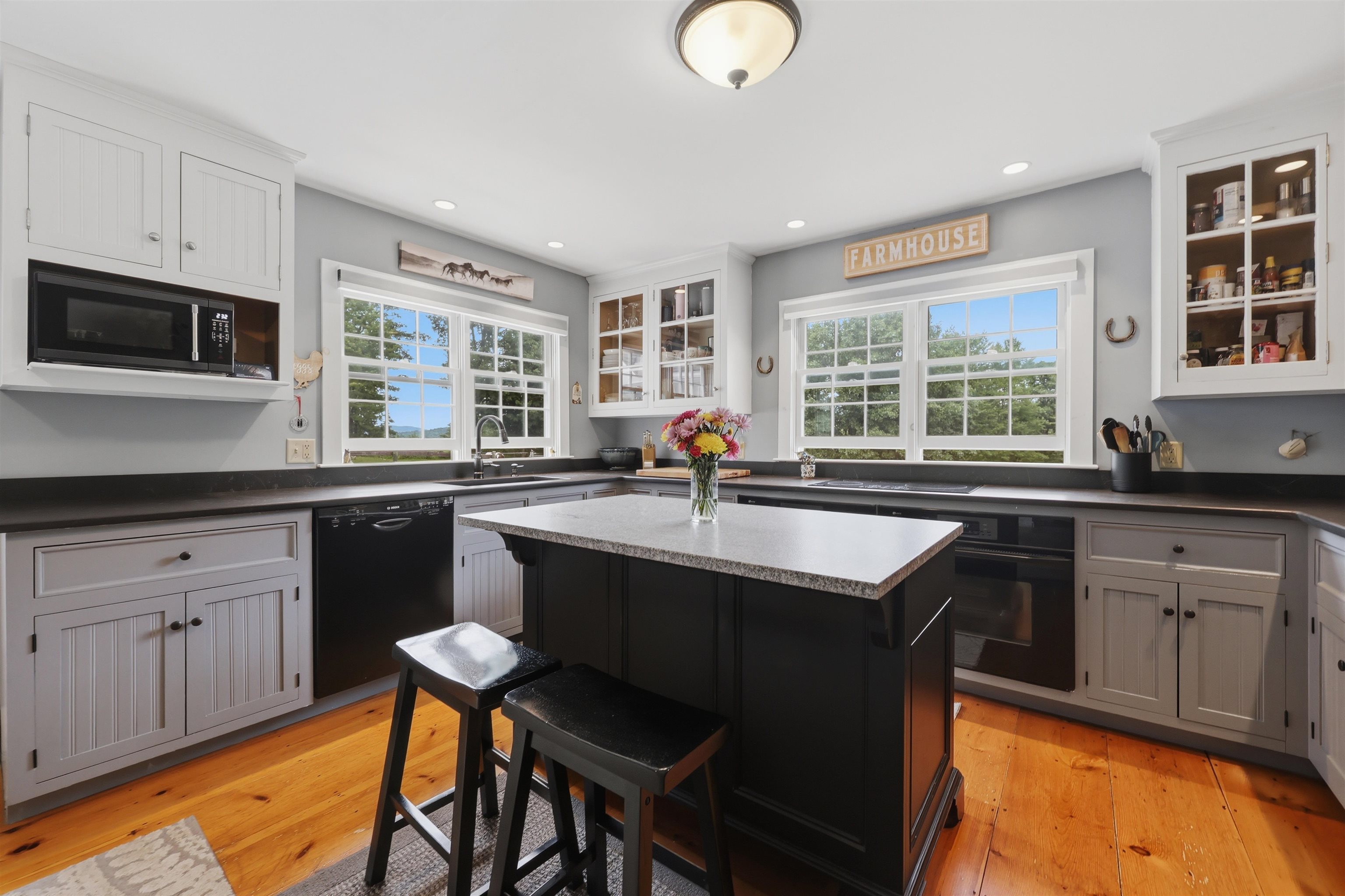 72 Old Northfield Road Hinsdale, NH 03451 - Photo 5 of 58