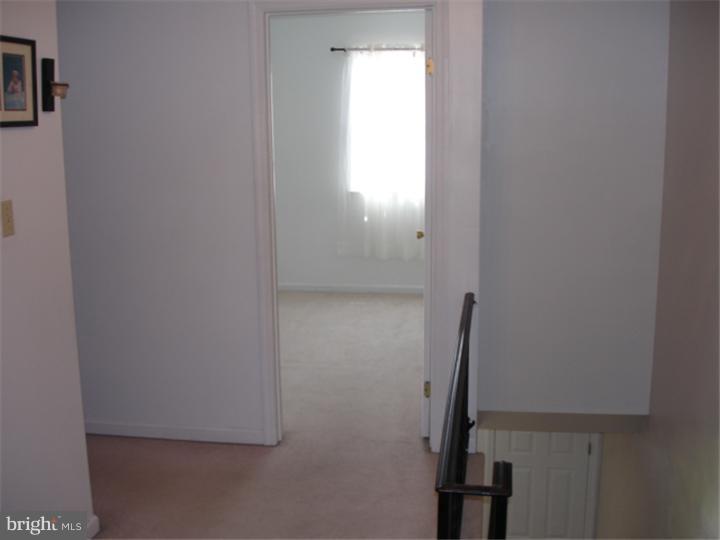 957 Timber Lane Reading, PA 19608 - Photo 18 of 25 Hallway