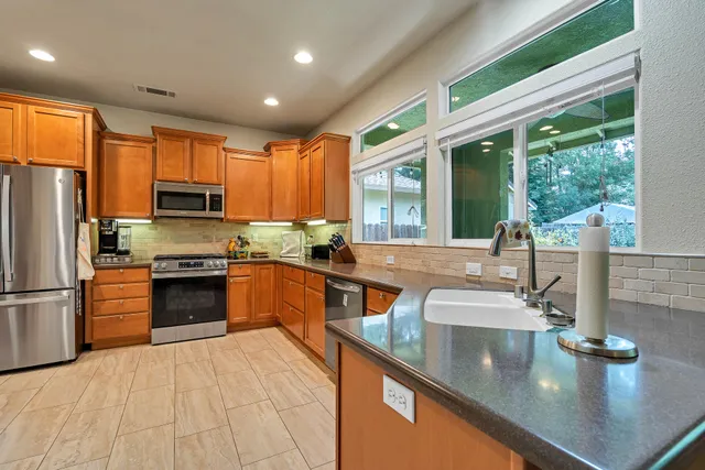 $524,900 | 3473 Nathan Drive, Anderson, CA 96007