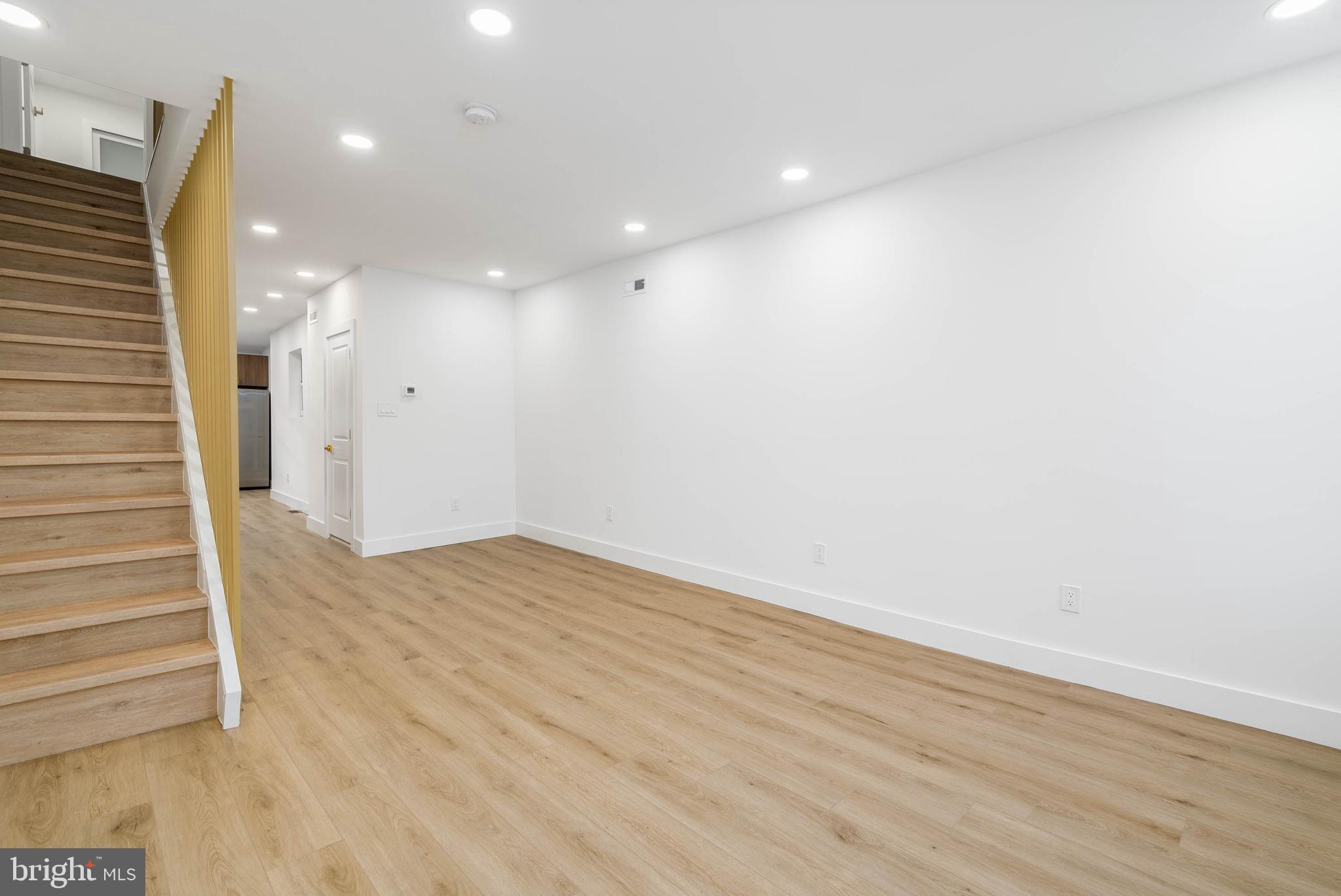 2124 North 3rd Street Philadelphia, PA 19122 - Photo 3 of 33