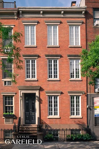 a front view of a building