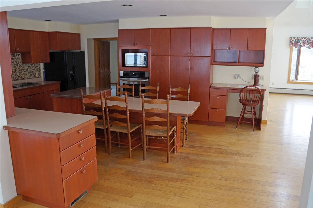 859 West Hill Road Roxbury, VT 05669 - Photo 10 of 40