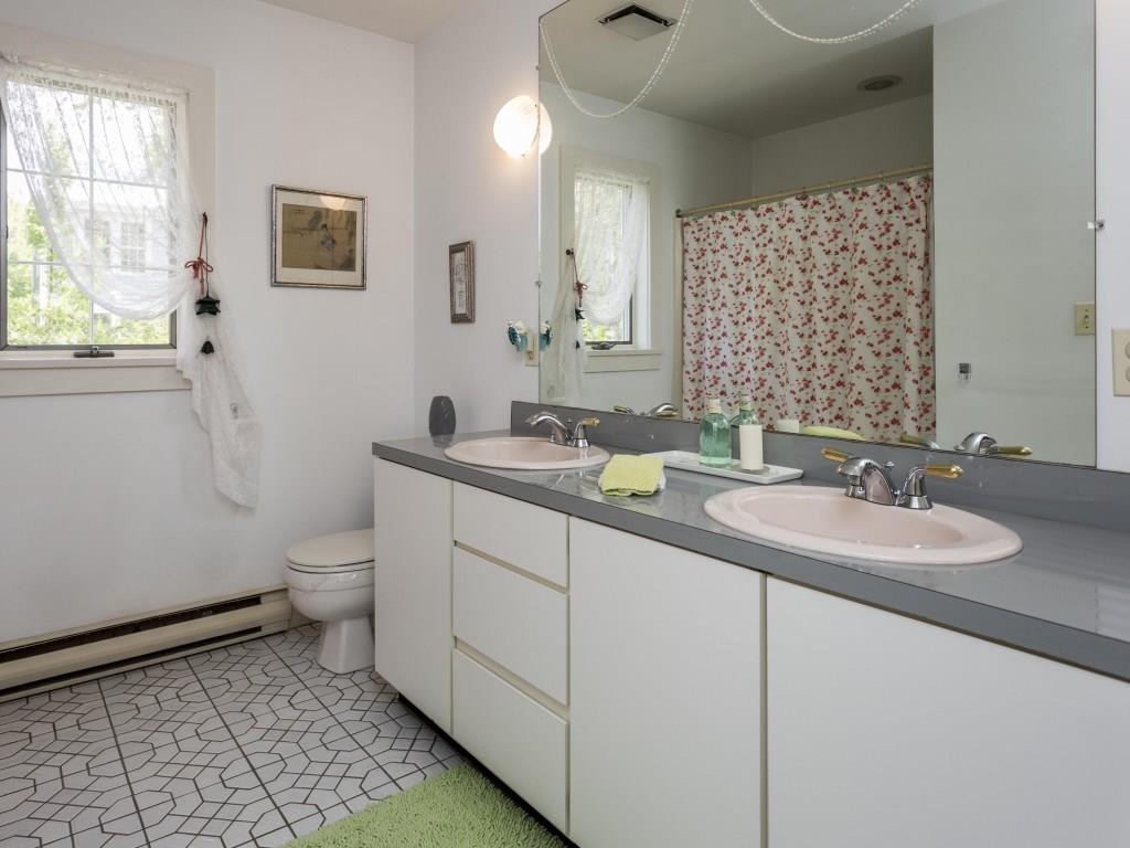 19 Great Hill Road Kennebunk, ME 04043 - Photo 19 of 33 Photo