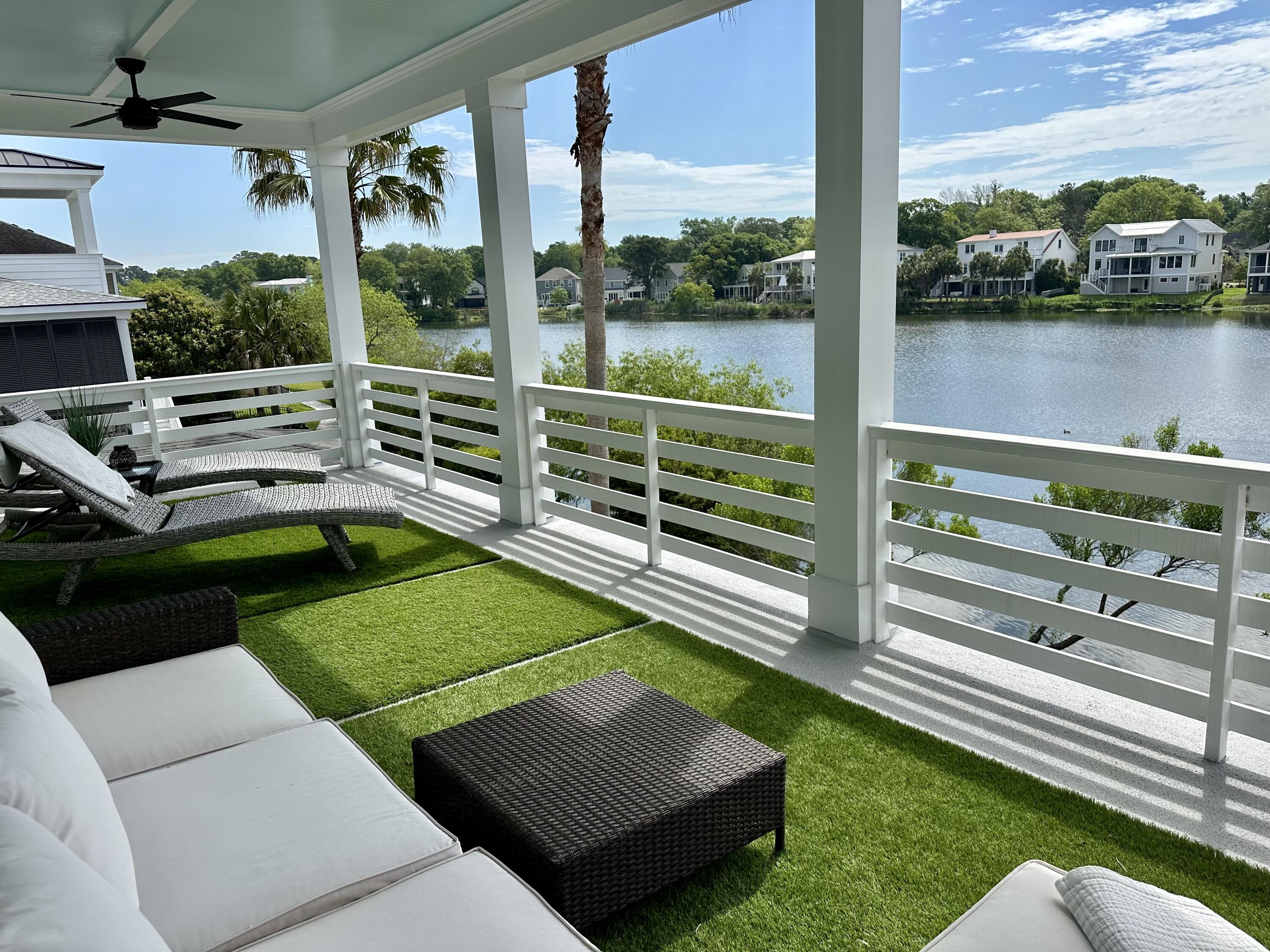 1328 Penshell Place Mount Pleasant, SC 29464 - Photo 6 of 40 IMG_8538