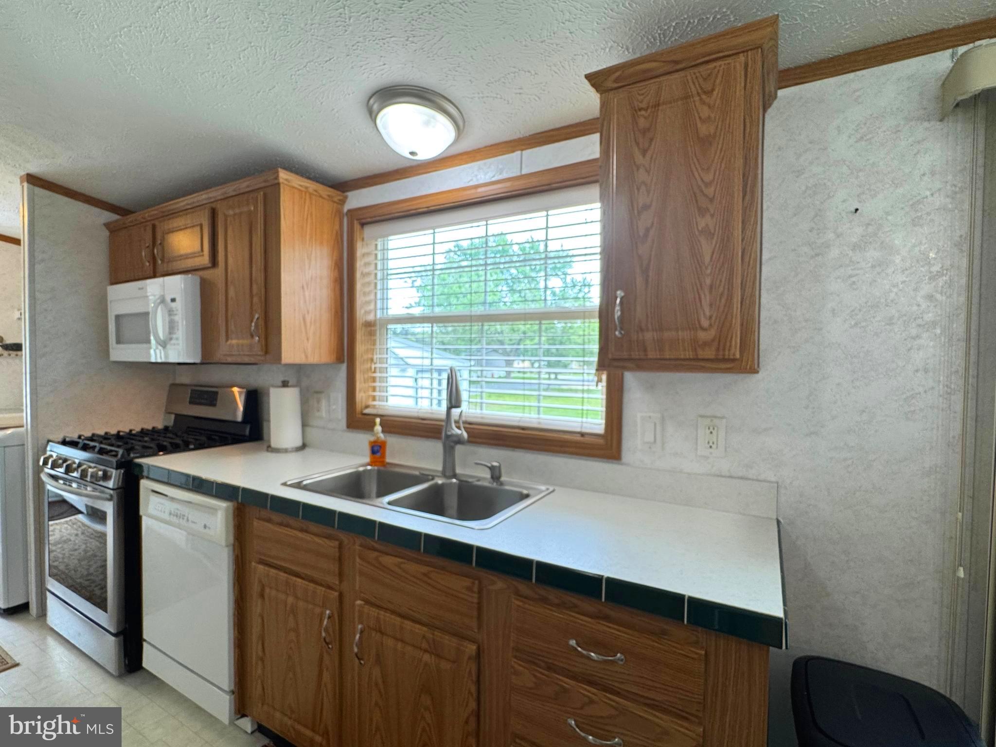 33284 Lighthouse Court, Unit 49737 Lewes, DE 19958 - Photo 30 of 43