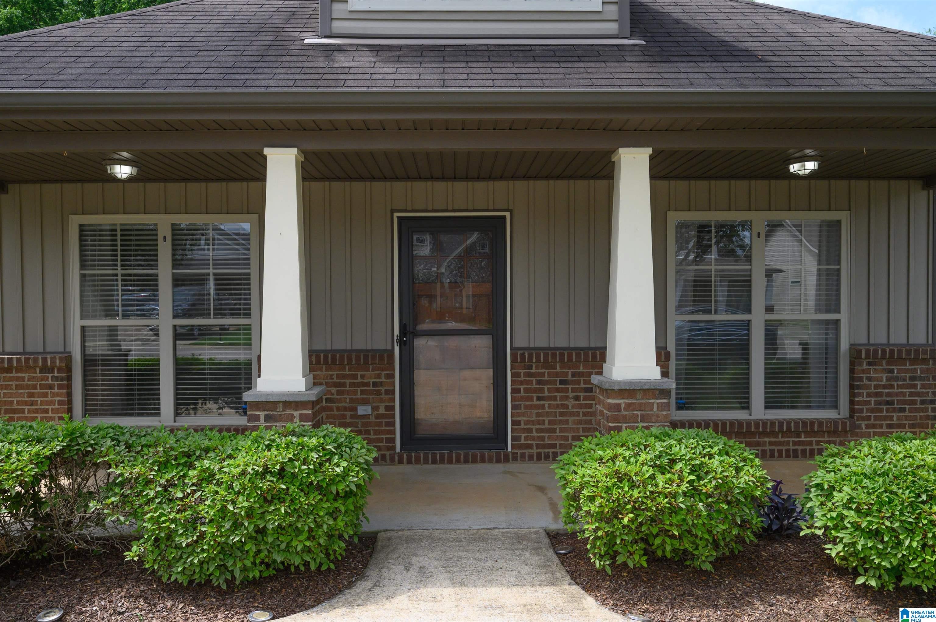 128 Moss Stone Lane Calera, AL 35040 - Photo 5 of 41