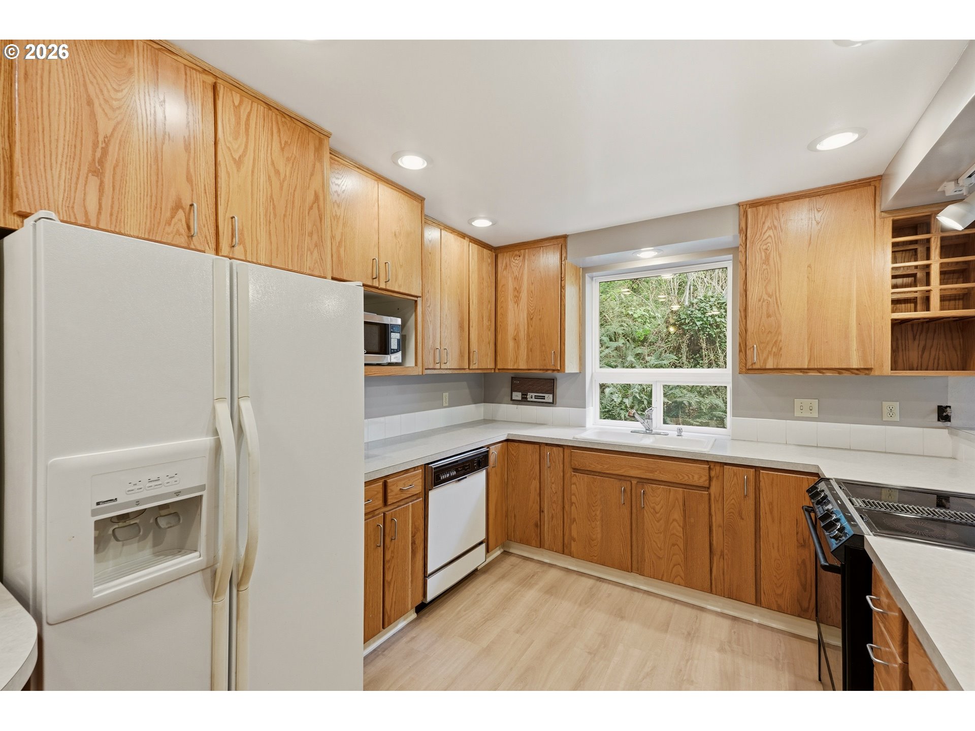 3696 Spring Street South Salem, OR 97302 - Photo 6 of 32