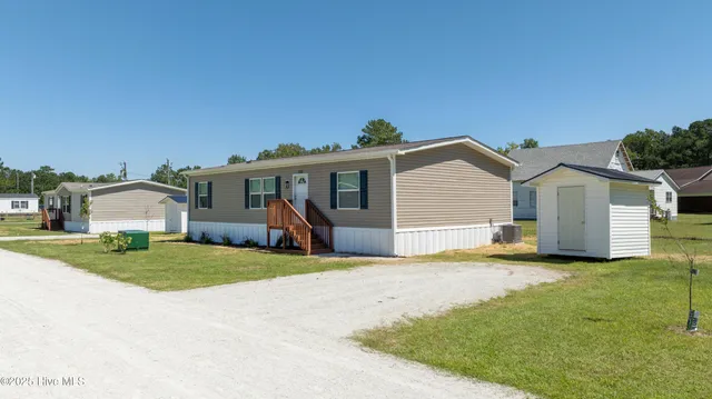 $1,575 | 1118 D Old Tar Landing Road, Jacksonville, NC 28540