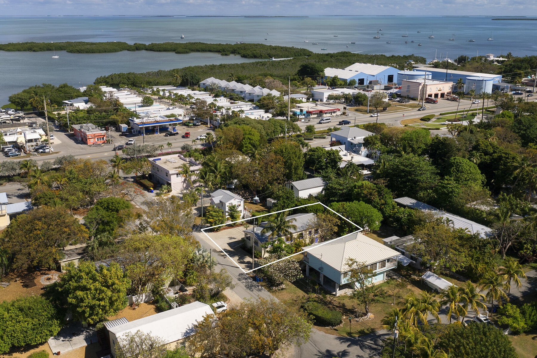 109 Beach Road Islamorada, FL 33036 - Photo 30 of 30 a view of a lake with a building