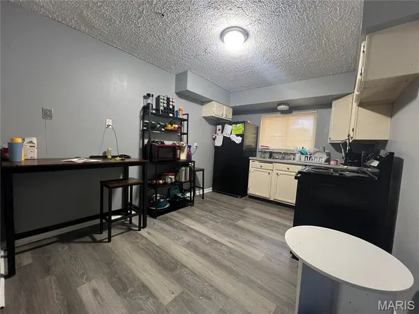 $100,000 | 9029 Cranberry Lane, St. Louis, MO 63121