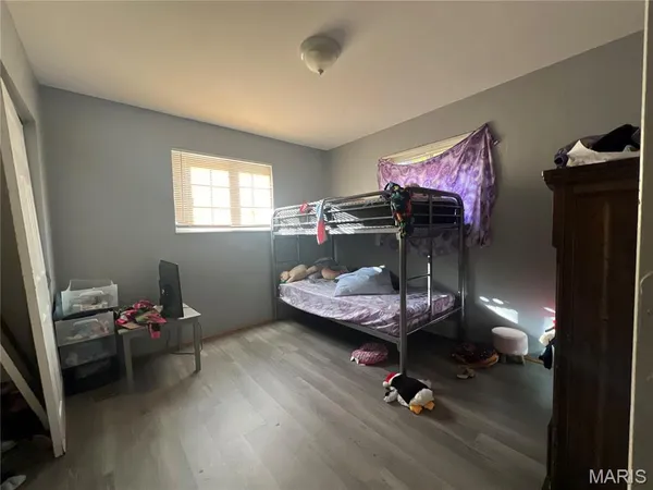 $100,000 | 9029 Cranberry Lane, St. Louis, MO 63121