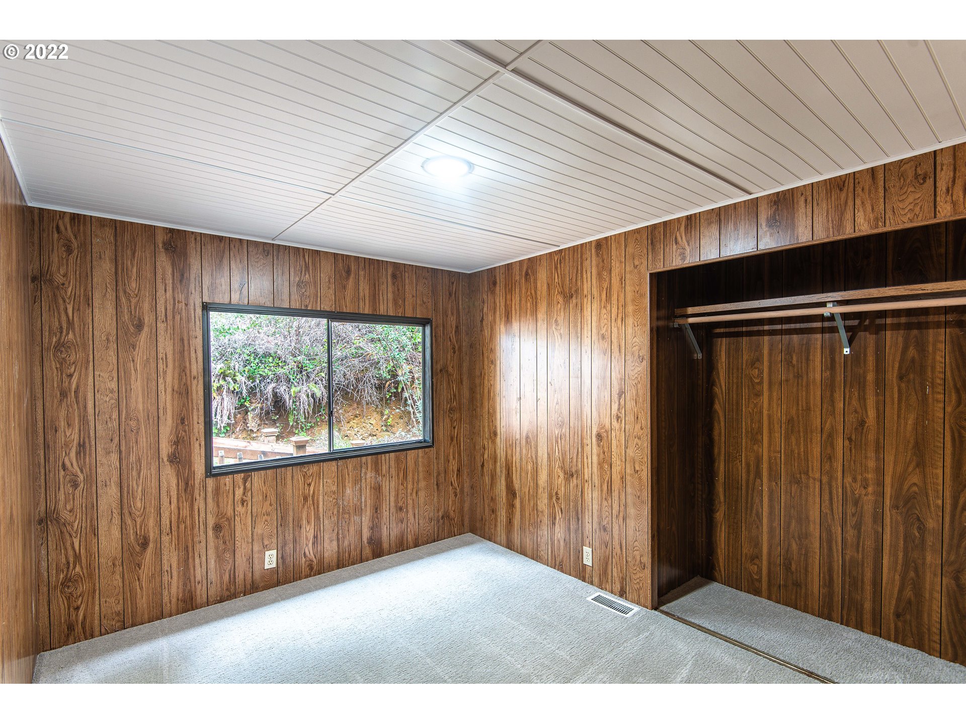 69822 Stage Road North Bend, OR 97459 - Photo 15 of 32 Gallery Image 15
