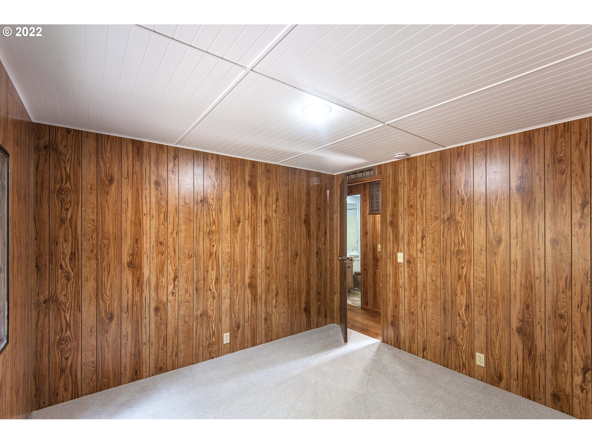 69822 Stage Road North Bend, OR 97459 - Photo 17 of 32 Gallery Image 17