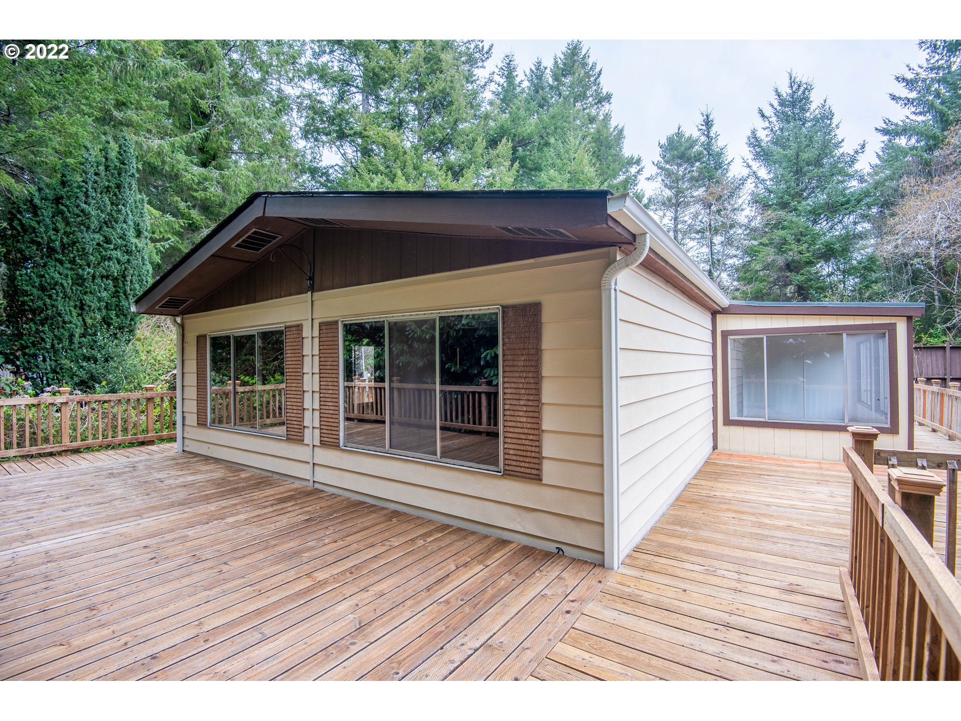 69822 Stage Road North Bend, OR 97459 - Photo 27 of 32 Gallery Image 27